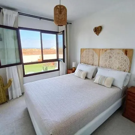 Apartment Flower Beach Playa La Concha Sea View