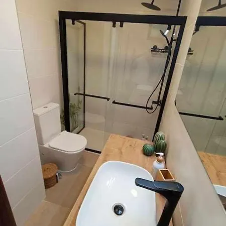 Flower Beach Playa La Concha Sea View Apartment *
